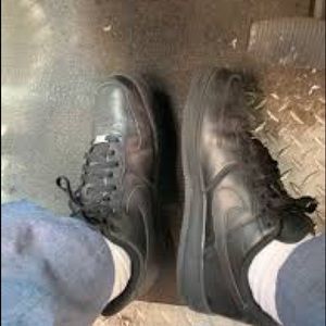 Black Nike Air Force 1